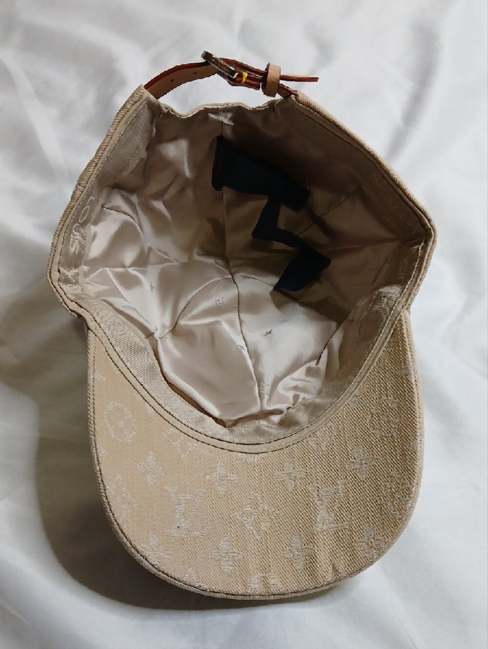 Louis Vuitton Essential Beige Monogram Baseball Cap - Picture 3 of 5